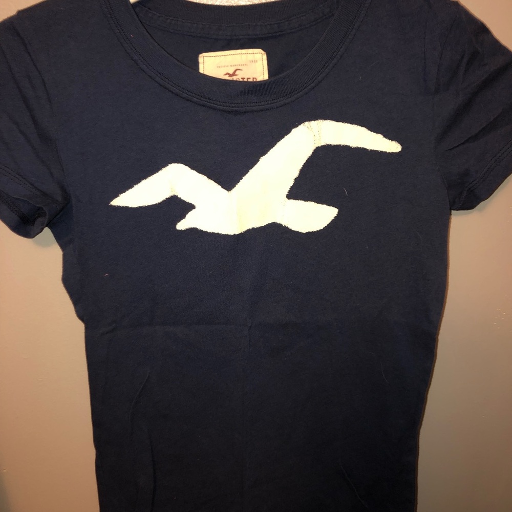 Hollister shirt